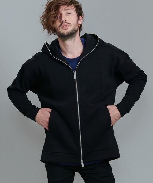NO ID.（ノーアイディ）の「ダブルフェイスBIG－ZIPパーカ