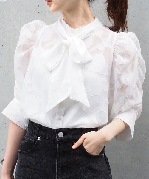 tiptop（ティップトップ）の「前後2wayボウタイ付きブラウス（シャツ/ブラウス・レディース・アイボリー/オフホワイト/ブラック・FREE）」の4枚目の写真