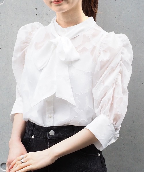 tiptop（ティップトップ）の「前後2wayボウタイ付きブラウス（シャツ/ブラウス・レディース・アイボリー/オフホワイト/ブラック・FREE）」の6枚目の写真