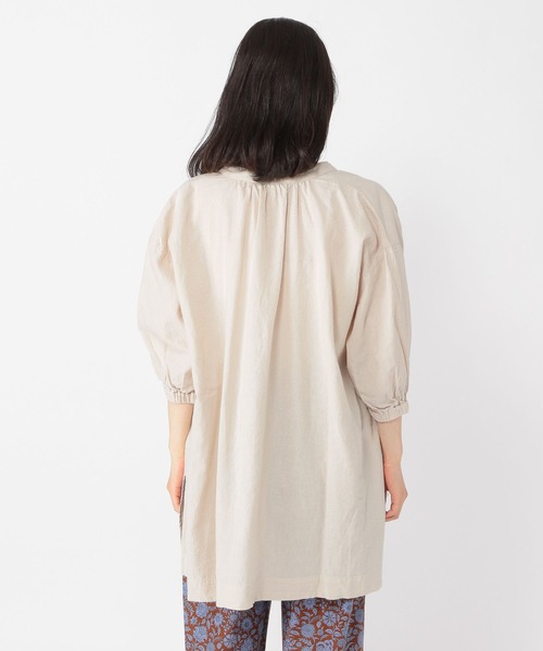 studio CLIP（スタディオクリップ）の「コットンリネンスキッパーチュニック（シャツ/ブラウス・レディース・スモーク/ライトベージュ/ライトブルー・FREE）」の11枚目の写真