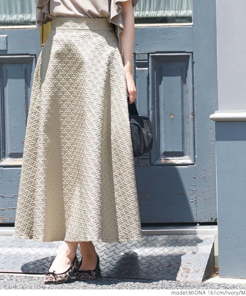 coca（coca）（コカ）の「上品エンボスフレアスカート（スカート・レディース・ブラック/アイボリー・M/L）」の12枚目の写真