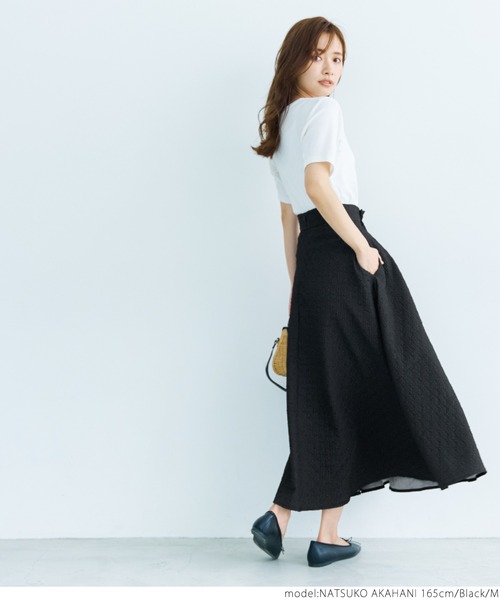 coca（coca）（コカ）の「上品エンボスフレアスカート（スカート・レディース・ブラック/アイボリー・M/L）」の6枚目の写真