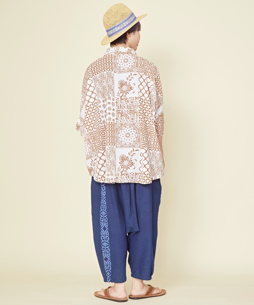 チャイハネ（チャイハネ）の「【チャイハネ】タイルノMEN'Sシャツ（シャツ/ブラウス・メンズ・ベージュ/ネイビー/グリーン・FREE）」の6枚目の写真