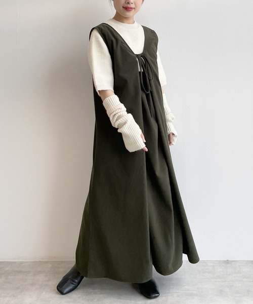 w closet（ダブルクローゼット）の「【限定展開 / 2WAY】Vカット