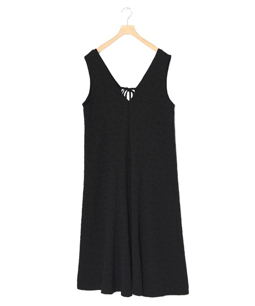 w closet(ダブルクローゼット)の「【限定展開 / 2WAY】Vカットノースリーブワンピース(ワンピース・レディース・ブラック/オフホワイト/ブラック系その他/ベージュ/カーキ・FREE)」の21枚目の写真