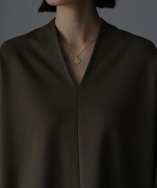 HERENCIA（ヘレンチア）の「Vネック 異素材イレヘムマーメイド  