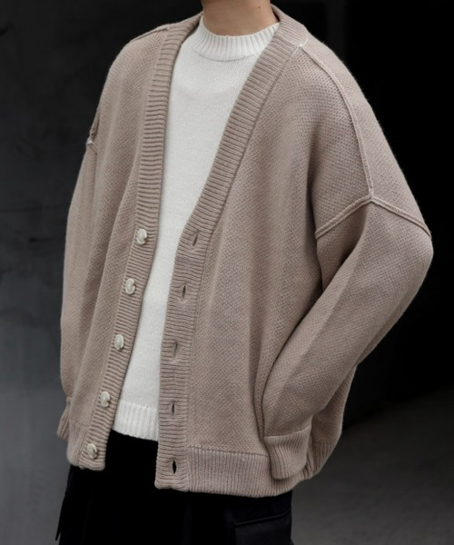 INTER FACTORY(インターファクトリー)の「ファッションインフルエンサー DAISUKE - バルーンスリーブステッチニットカーディガン(カーディガン/ボレロ・メンズ・ブラック/モカ/ベージュ・MEDIUM/LARGE)」の2枚目の写真