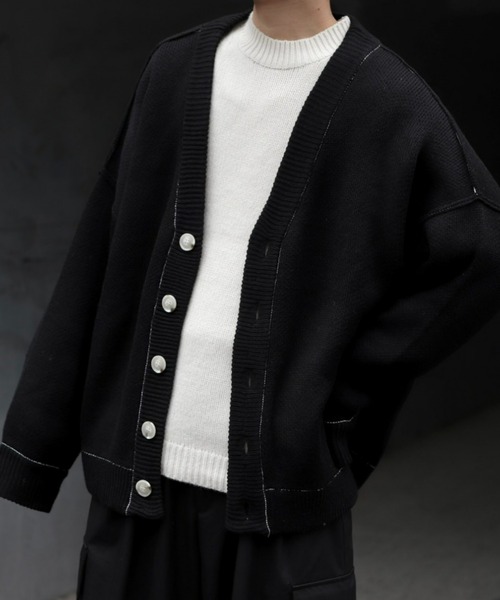 INTER FACTORY(インターファクトリー)の「ファッションインフルエンサー DAISUKE - バルーンスリーブステッチニットカーディガン(カーディガン/ボレロ・メンズ・ブラック/モカ/ベージュ・MEDIUM/LARGE)」の5枚目の写真