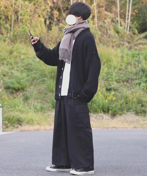 INTER FACTORY(インターファクトリー)の「ファッションインフルエンサー DAISUKE - バルーンスリーブステッチニットカーディガン(カーディガン/ボレロ・メンズ・ブラック/モカ/ベージュ・MEDIUM/LARGE)」の15枚目の写真