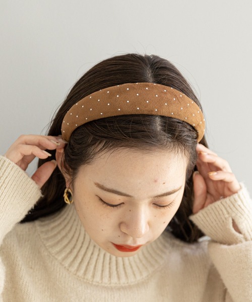 Chico（チコ）の「ベロアキラキラカチューシャ（カチューシャ・レディース・ブラック/ブラウン/アイボリー・FREE）」の9枚目の写真