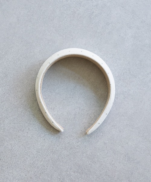 Chico（チコ）の「ベロアキラキラカチューシャ（カチューシャ・レディース・ブラック/ブラウン/アイボリー・FREE）」の10枚目の写真