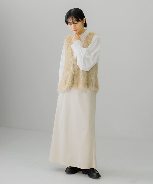 KBF(ケイビーエフ)の「ハイネックボリュームスリーブチュニック(シャツ/ブラウス・レディース・ライトグレー/オフホワイト/チャコールグレー・ONE)」の14枚目の写真