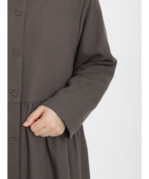Samansa Mos2（サマンサ モスモス）の「ダブル釦ワンピース（ワンピース・レディース・キナリ/ネイビー/グレー・ﾌﾘ-）」の9枚目の写真