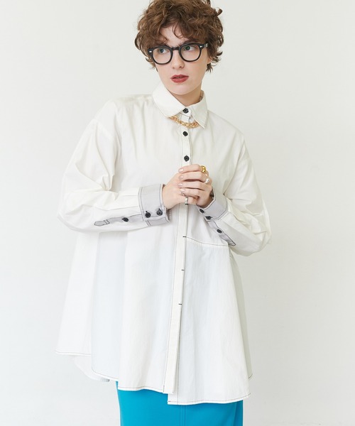 casane（カサネ）の「アシメヘムデザインシャツ（シャツ/ブラウス・レディース・ホワイト/ブラック・FREE）」の3枚目の写真