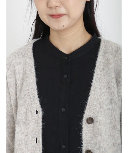 Samansa Mos2(サマンサ モスモス)の「Vネックロングカーディガン(カーディガン/ボレロ・レディース・グリーン/ベージュ/チャコール/キナリ・フリ-)」の13枚目の写真