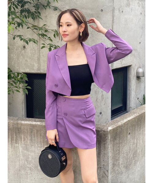 waac パープルトップスとスカートセット EVRIS（エヴリス）の「ラップデザインミニスカート【セットアップ着用