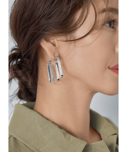 STYLE DELI（スタイルデリ）の「ダブルスクエア平打ちピアス（ピアス（両耳用）・レディース・シルバー/ゴールド・FREE）」の7枚目の写真