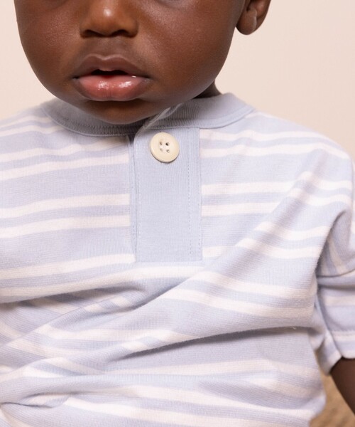 PETIT BATEAU(プチバトー)の「ボーダー半袖Tシャツ(Tシャツ/カットソー・キッズ・ホワイト×ブルー・24MONTH/12MONTH/18MONTH/36MONTH)」の7枚目の写真