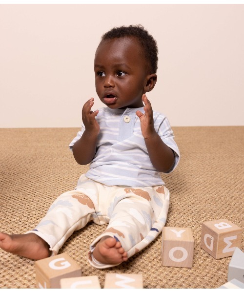 PETIT BATEAU(プチバトー)の「ボーダー半袖Tシャツ(Tシャツ/カットソー・キッズ・ホワイト×ブルー・24MONTH/12MONTH/18MONTH/36MONTH)」の4枚目の写真