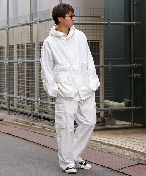 ARMY TWILL(アーミーツイル)の「ARMY TWILL コットン/ポリエステル プレーン フーデッドコート AM-2314006(ミリタリージャケット・メンズ・カーキ/ホワイト/ブラック・L/M)」の8枚目の写真