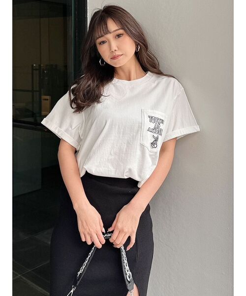 GYDA（ジェイダ）の「ICONIC BUNNYポケットBIG Tシャツ（Tシャツ/カットソー・レディース・オレンジ/チャコールグレー/オフホワイト・FREE）」の6枚目の写真