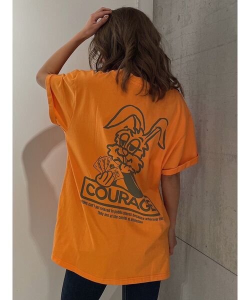 GYDA（ジェイダ）の「ICONIC BUNNYポケットBIG Tシャツ（Tシャツ/カットソー・レディース・オレンジ/チャコールグレー/オフホワイト・FREE）」の20枚目の写真