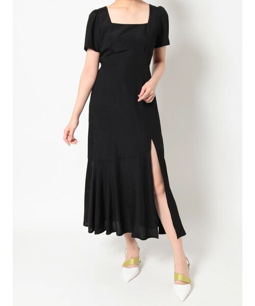 EVRIS(エヴリス)の「バックオープンロングワンピース(ワンピース・レディース・ブルー/ブラック/ホワイト・FREE)」の5枚目の写真