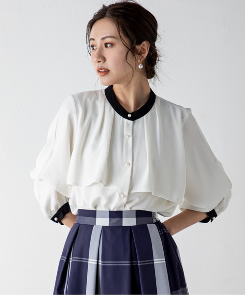 MILLION CARATS（ミリオンカラッツ）の「【袖2WAY】長さ調節可能な袖で幅広い着こなしへ！フロントのラッフルでこなれ感のあるきれいめスタイルが完成するブラウス（シャツ/ブラウス・レディース・ベージュ/ブラック/オフホワイト/マルチ・FREE）」の6枚目の写真