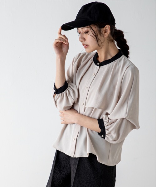 MILLION CARATS（ミリオンカラッツ）の「【袖2WAY】長さ調節可能な袖で幅広い着こなしへ！フロントのラッフルでこなれ感のあるきれいめスタイルが完成するブラウス（シャツ/ブラウス・レディース・ベージュ/ブラック/オフホワイト/マルチ・FREE）」の15枚目の写真