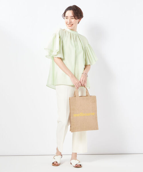 NOLLEY’S Sophi（ノーリーズソフィ）の「シアーフレアースリーブ前後2WAYブラウス（シャツ/ブラウス・レディース・ライトグリーン/サックスブルー/ブラック/オフホワイト・36/38）」の6枚目の写真