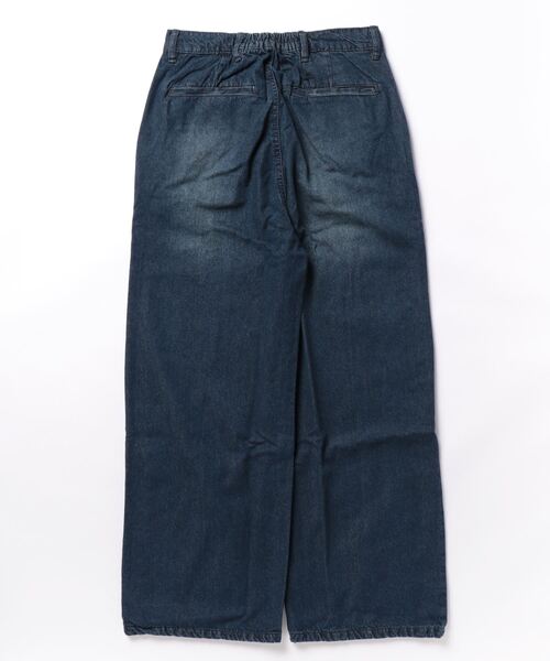 and it_（アンドイット）の「シルエットがきれいなワイドストレートデニムパンツ（デニムパンツ・レディース・ワンウォッシュ/ネイビー・LL/L/M/3L/4L）」の5枚目の写真