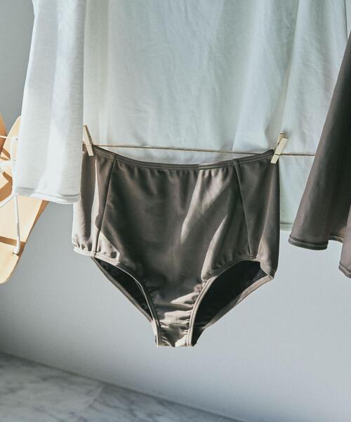 【WEB限定】クリアポーチ付きフレアキャミスイムウエア4点セット