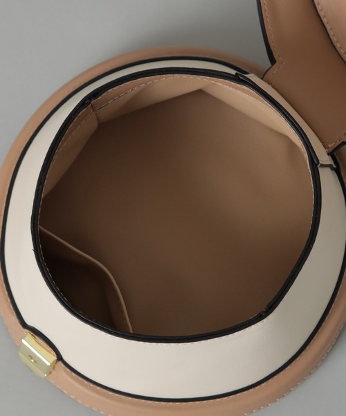 Olu.（オルドット）の「ラウンドレトロボックスバッグ（ハンドバッグ・レディース・ホワイト×ブラウン・FREE）」の22枚目の写真