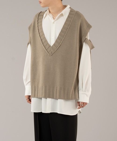 selle glant（セレグランテ）の「VNECK OPEN KNIT VEST/Ⅴネックオープンニットベスト（ベスト・メンズ・ブラック/グレイッシュベージュ・MEDIUM/LARGE）」の16枚目の写真