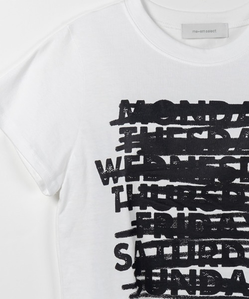 me+em select(ミームセレクト)の「WEEKレタリングクロップドTシャツ【 韓国製 】(Tシャツ/カットソー・レディース・ブラック/アイボリー・FREE)」の4枚目の写真