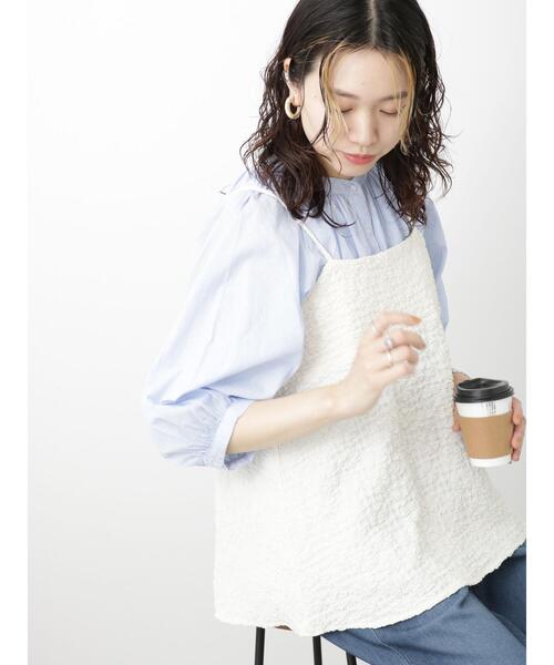 Samansa Mos2 blue(サマンサモスモスブルー)の「◎ジャカードキャミブラウス(シャツ/ブラウス・レディース・オフホワイト/ブラック/ベージュ・F)」の4枚目の写真