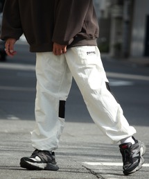【THRASHER/スラッシャー】 ナイロンワッシャー 配色切り替えトラックパンツ