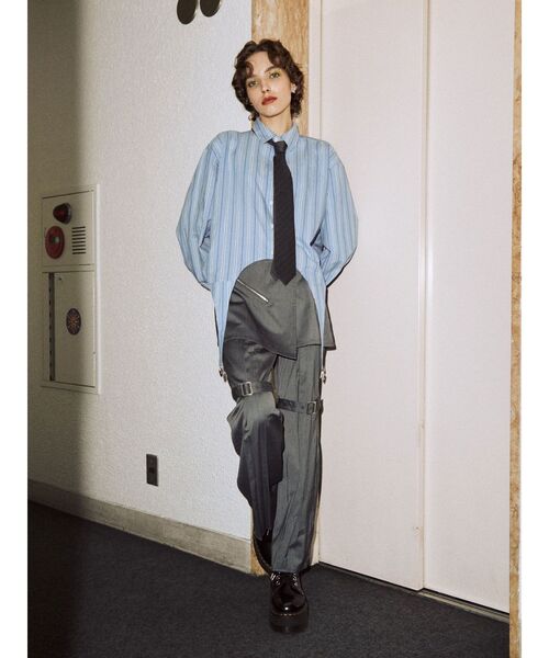 jouetie(ジュエティ)の「ガーターシャツ(シャツ/ブラウス・レディース・オフホワイト/ピンク/ブルー・MEDIUM)」の16枚目の写真