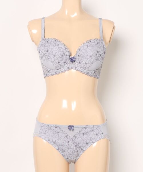 Triumph（トリンプ）の「【WEB限定ブラ＆ショーツセット】すっきり