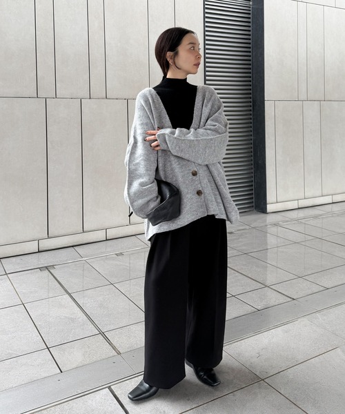 セール】【新色追加】スリーブリンキングVネックカーディガン