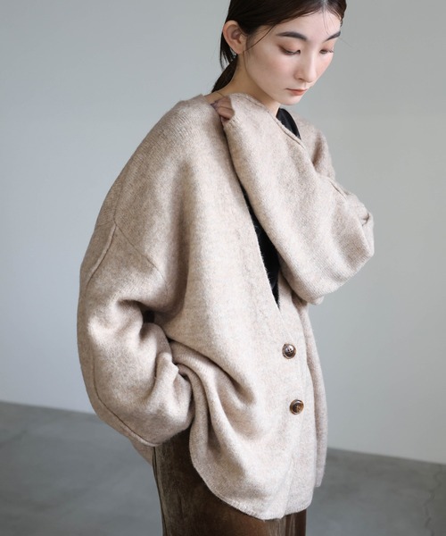 メゾンドリーファ　定価3万　美品　梨花愛用　シルク100% 上質カーディガン メゾンドリーファ 定価3万 美品 梨花愛用 シルク100% 上質カーディガン