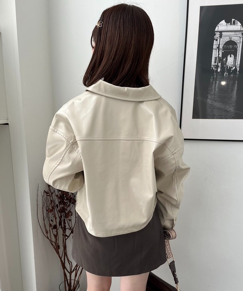 one after another NICE CLAUP(ワンアフターアナザーナイスクラップ)の「セットアップスカートあり/フェイクレザージャケット(ライダースジャケット・レディース・キャメル/アイボリー/ブラック・FREE)」の6枚目の写真