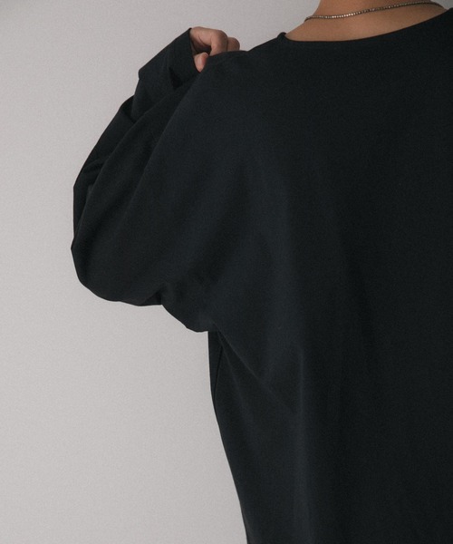 SENSE OF PLACE by URBAN RESEARCH（センスオブプレイスバイアーバンリサーチ）の「『わたべ×SOP』オーバーサイズフェイクレイヤードロングTシャツ（Tシャツ/カットソー・メンズ・チャコールグレー/ブラック/ホワイト・MEDIUM/LARGE）」の19枚目の写真