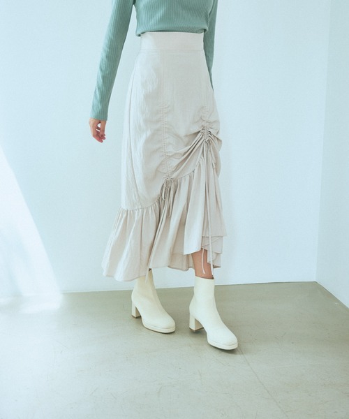 mysty woman（ミスティウーマン）の「サイドドロストペプラムスカート 982618（スカート・レディース・アイボリー/ブラック/ブラウン・FREE）」の2枚目の写真