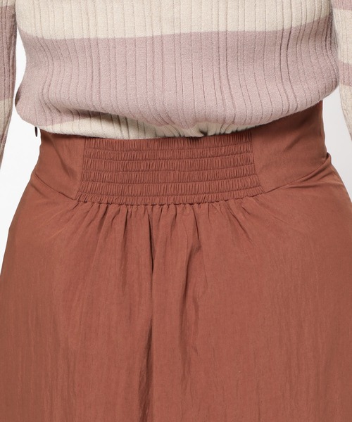 mysty woman（ミスティウーマン）の「サイドドロストペプラムスカート 982618（スカート・レディース・アイボリー/ブラック/ブラウン・FREE）」の17枚目の写真