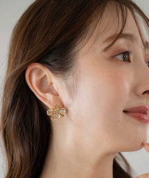 Noela（ノエラ）の「メタルフラワーピアス（ピアス（両耳用））」