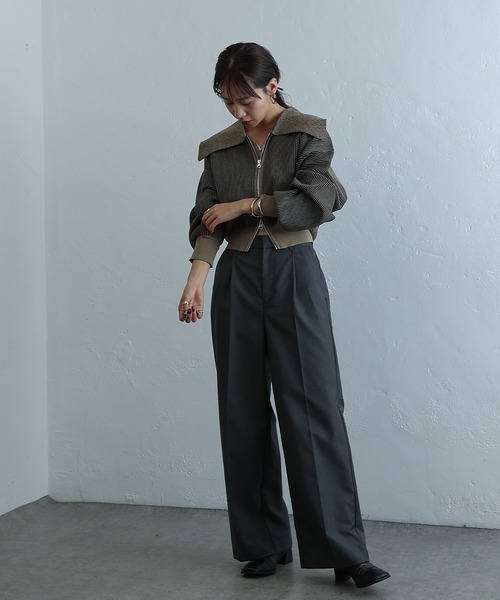 COLONY 2139（コロニートゥーワンスリーナイン）の「両開き配色ビッグ