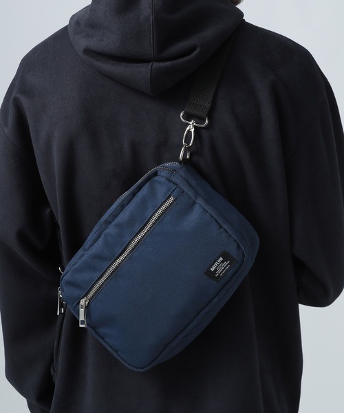 BAYFLOW（ベイフロー）の「ボックスショルダーバッグ（ショルダーバッグ・メンズ・ベージュ/ブラック/ネイビー/クリアブルー・FREE）」の3枚目の写真