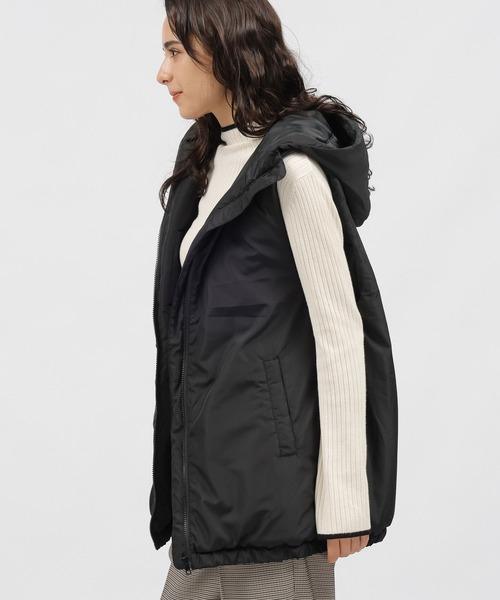 LAKOLE（ラコレ）の「フードパデットベスト / 981961（ベスト・レディース・ブラック/アイボリー/ライトグリーン・SMALL/MEDIUM）」の17枚目の写真