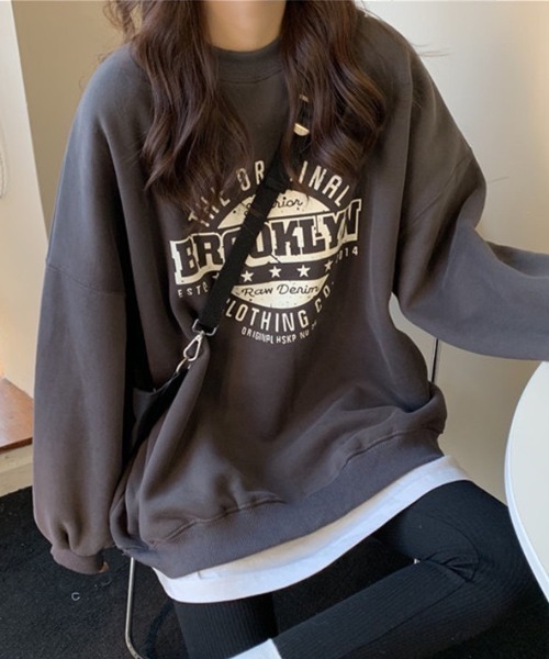 wears(ウェアーズ)の「BROOKLYNフロントロゴスウェット(スウェット・レディース・チャコールグレー/ワインレッド/グレー・FREE)」の1枚目の写真